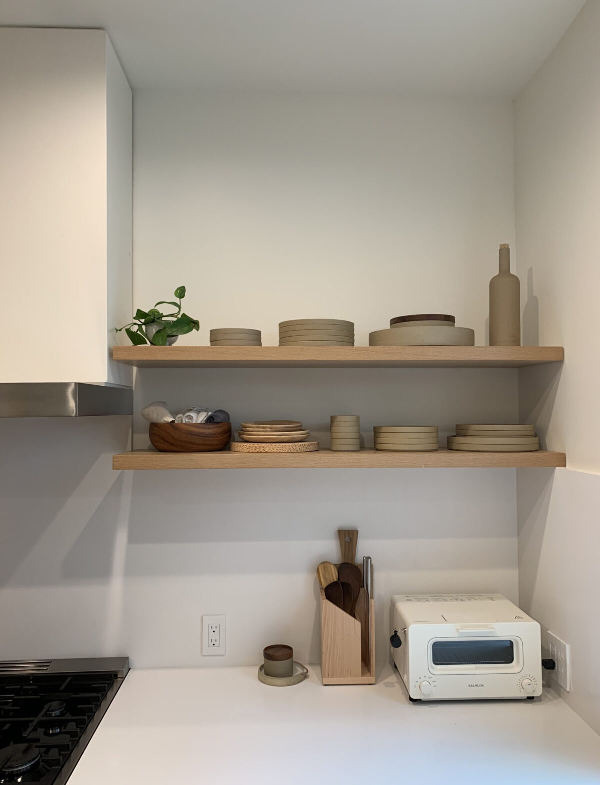 Manhattan Beach Town House | Ken Tanaka Studio